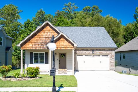 Photo of 2317 Lake Mist Drive, Chattanooga, TN 37421 (MLS # 1519722)