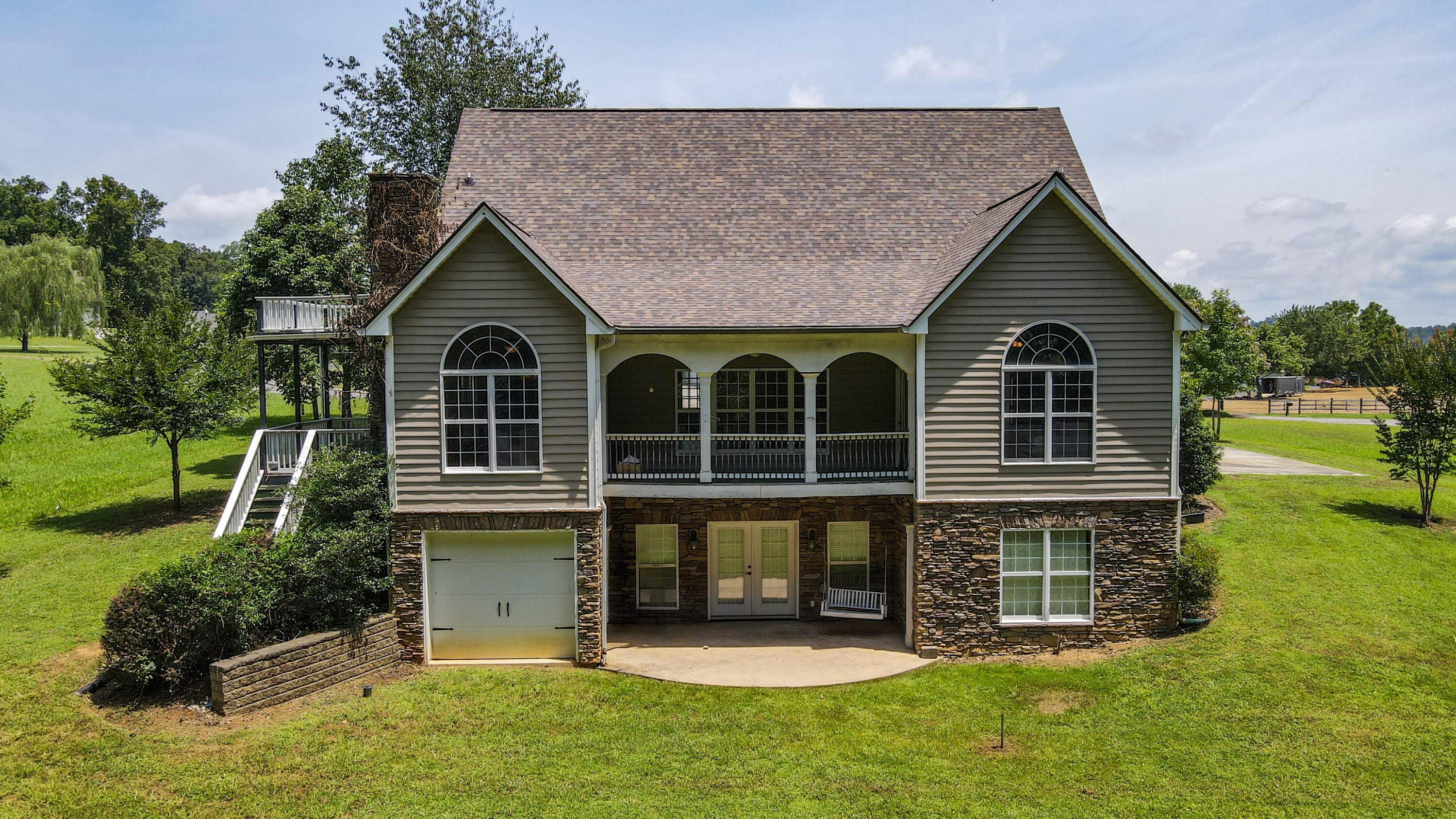 355 Leatha Lane NW
