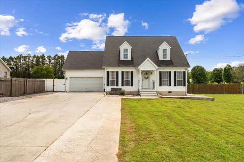 Photo of 312 Mercer Drive NW, Dalton, GA 30721 (MLS # 1541186)
