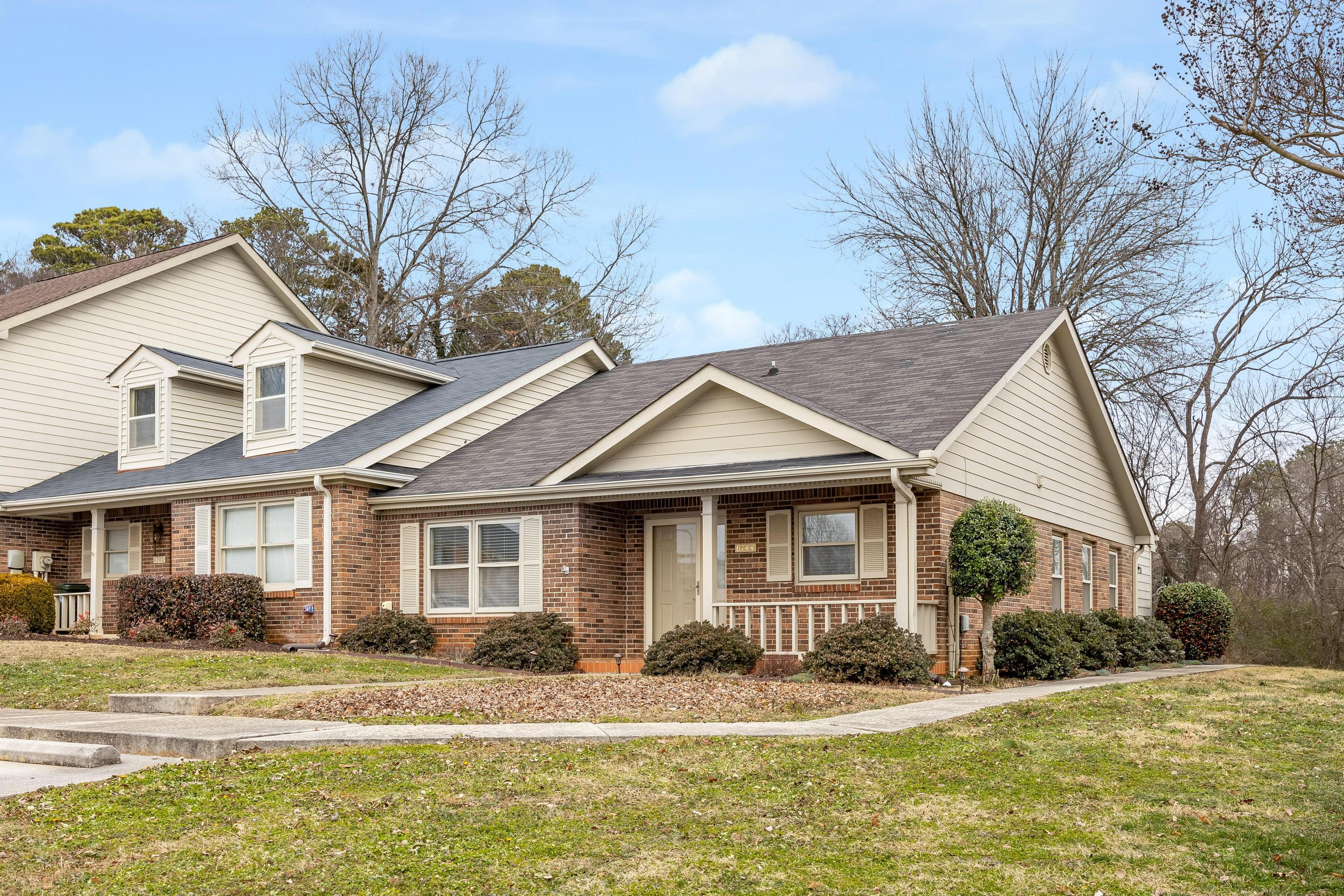6744 Hickory Manor Circle, Chattanooga, Tennessee image 3