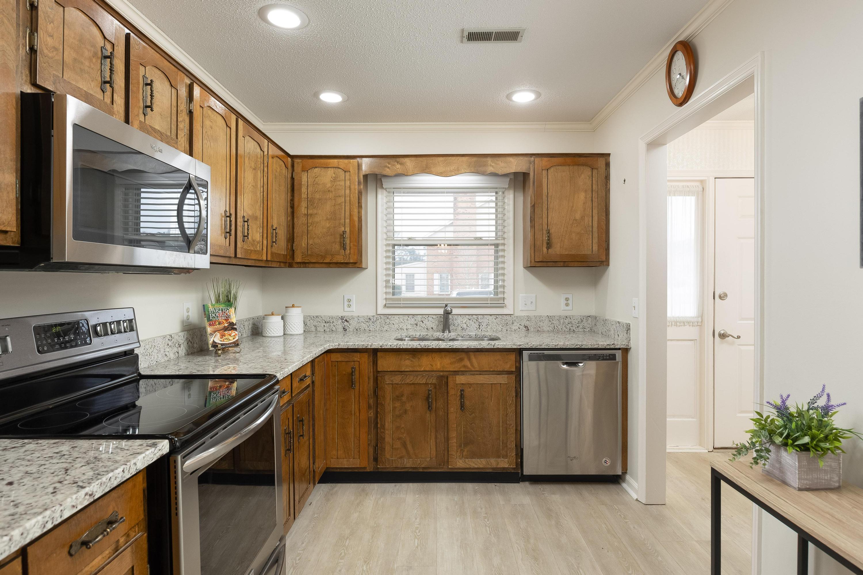 6744 Hickory Manor Circle, Chattanooga, Tennessee image 8