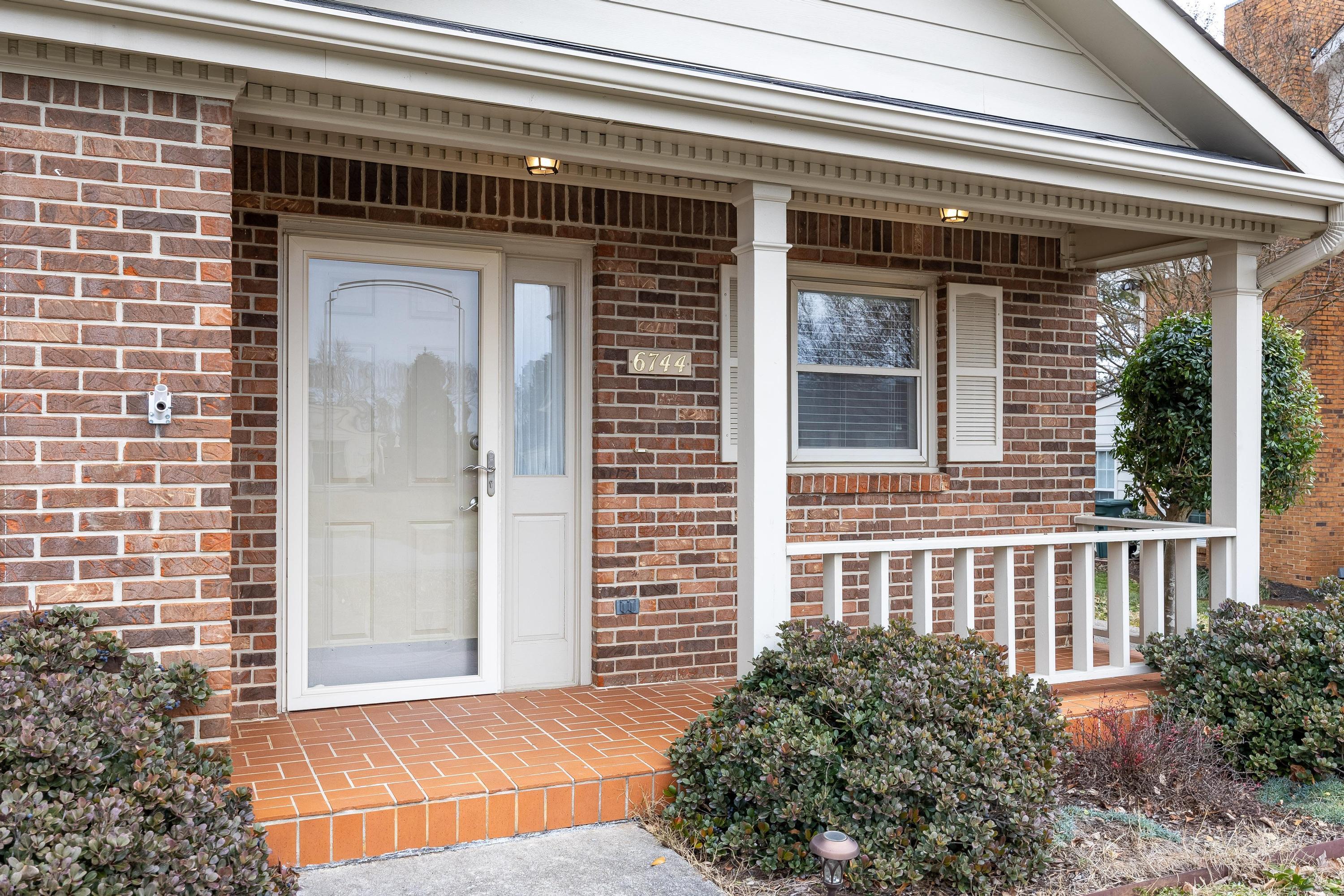 6744 Hickory Manor Circle, Chattanooga, Tennessee image 4