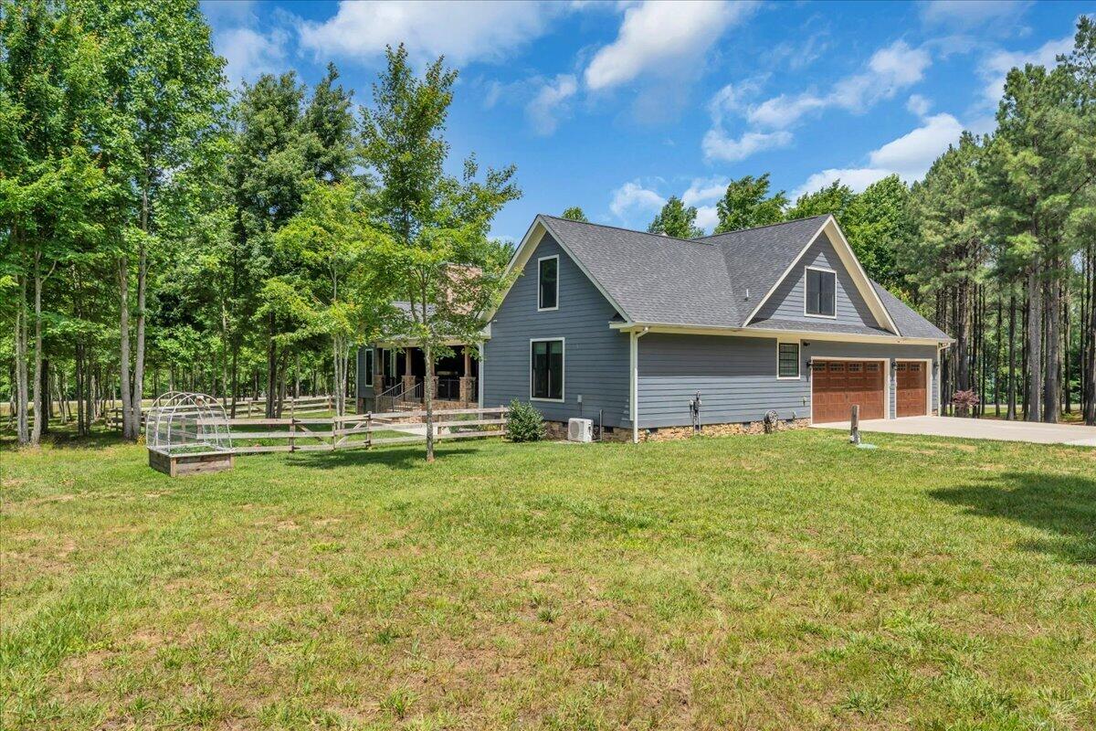 275 Wilderness Dr, Jasper, TN, 37347, USA, 4 Bedrooms Bedrooms, ,3 BathroomsBathrooms,Residential,Active,275 Wilderness Dr,1536364