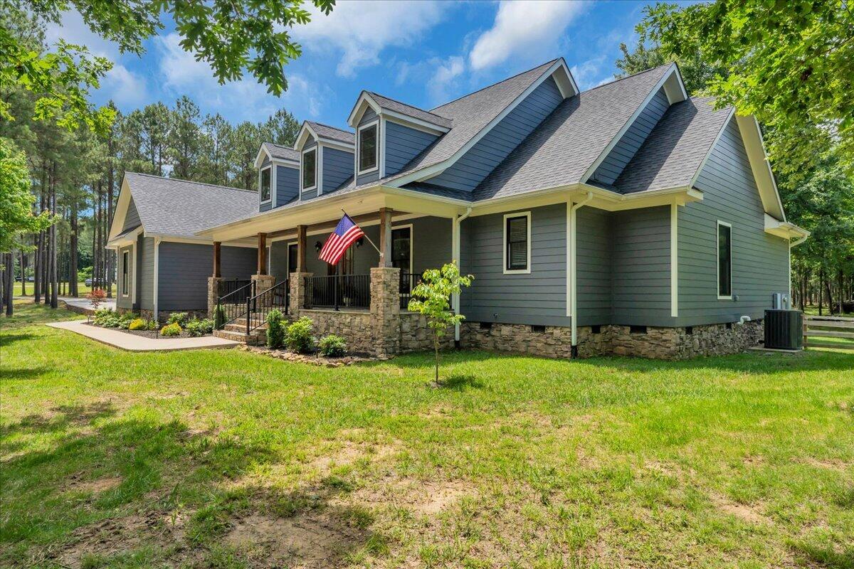 275 Wilderness Dr, Jasper, TN, 37347, USA, 4 Bedrooms Bedrooms, ,3 BathroomsBathrooms,Residential,Active,275 Wilderness Dr,1536364