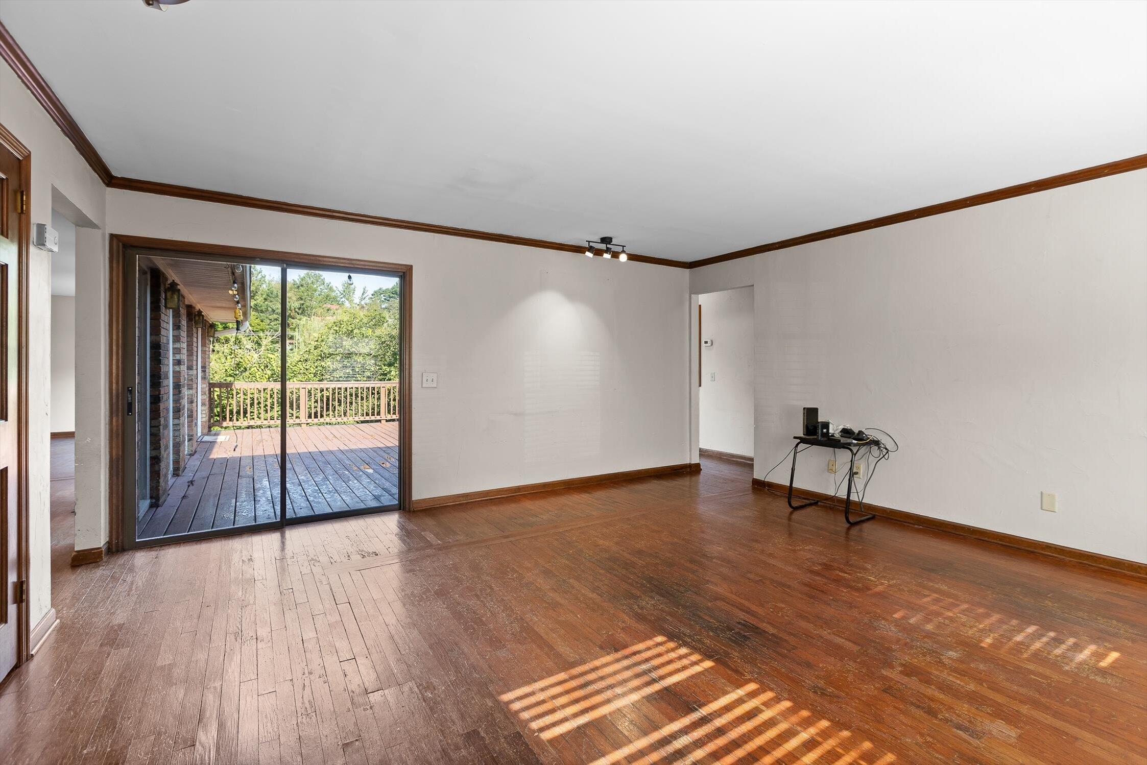 Chattanooga, Tennessee 37412, United States, 3 Bedrooms Bedrooms, ,2 BathroomsBathrooms,Residential,Active,204494