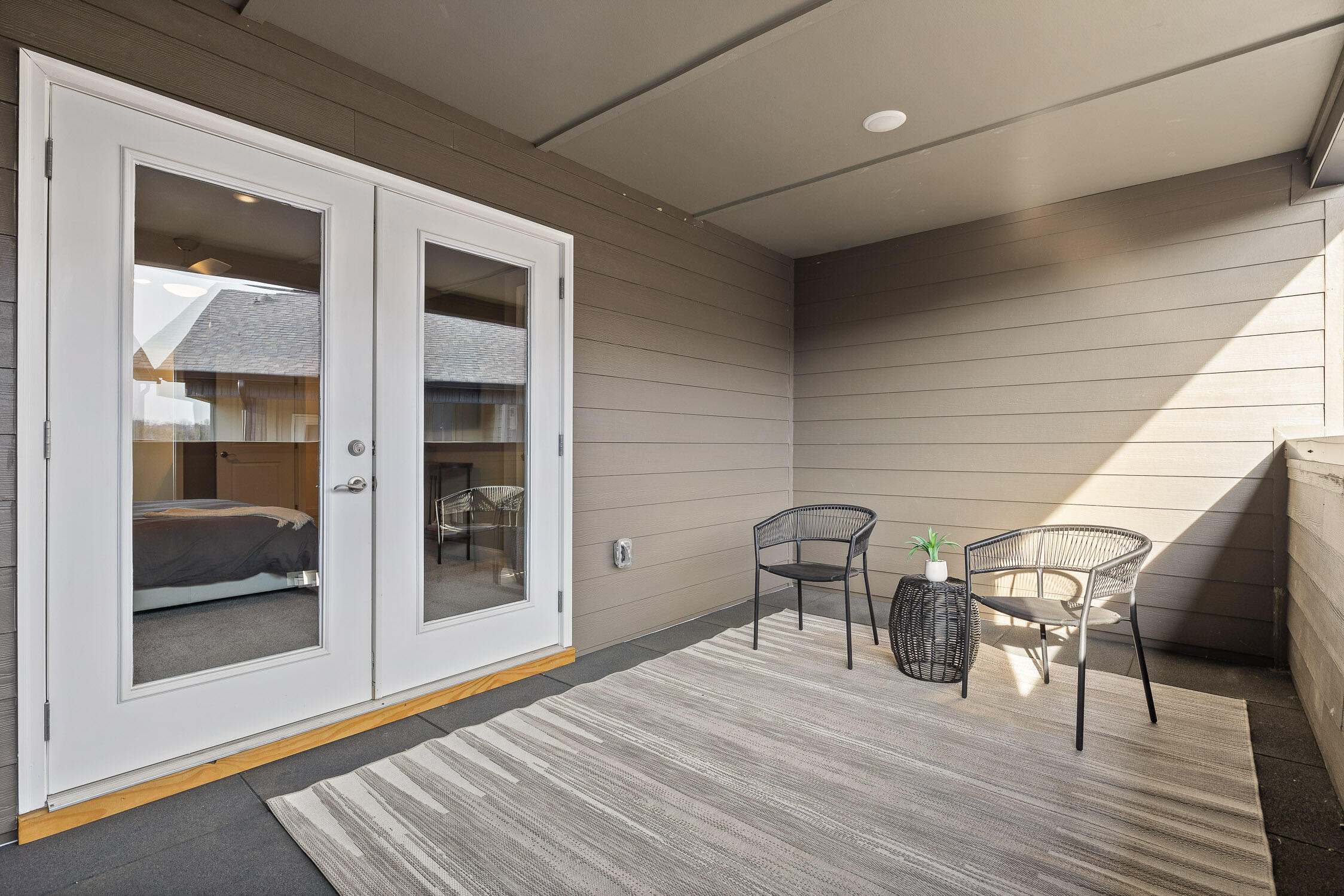 Chattanooga, Tennessee 37421, United States, 3 Bedrooms Bedrooms, ,3 BathroomsBathrooms,Residential,Active,15610