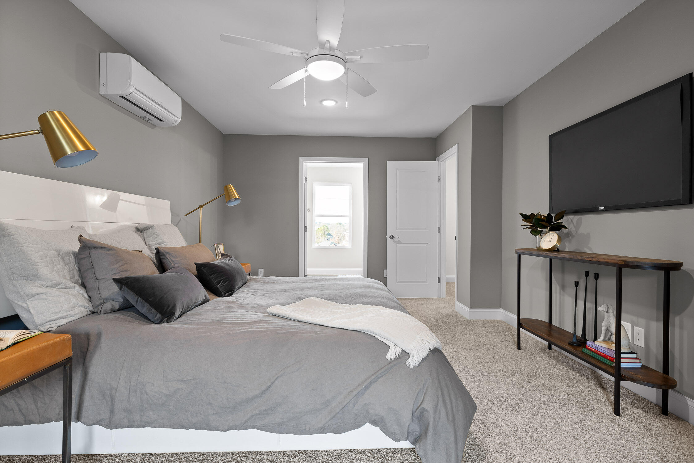 Chattanooga, Tennessee 37421, United States, 3 Bedrooms Bedrooms, ,3 BathroomsBathrooms,Residential,Active,15610