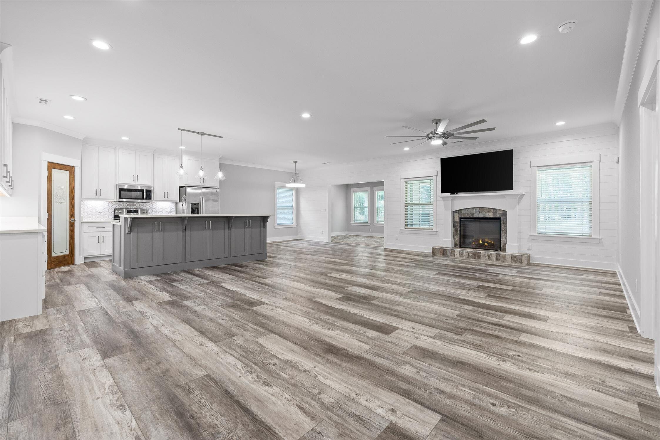 115 Clear Creek Drive