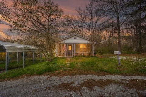 Photo of 506 Chestnut Street, LaFayette, GA 30728 (MLS # 1543950)