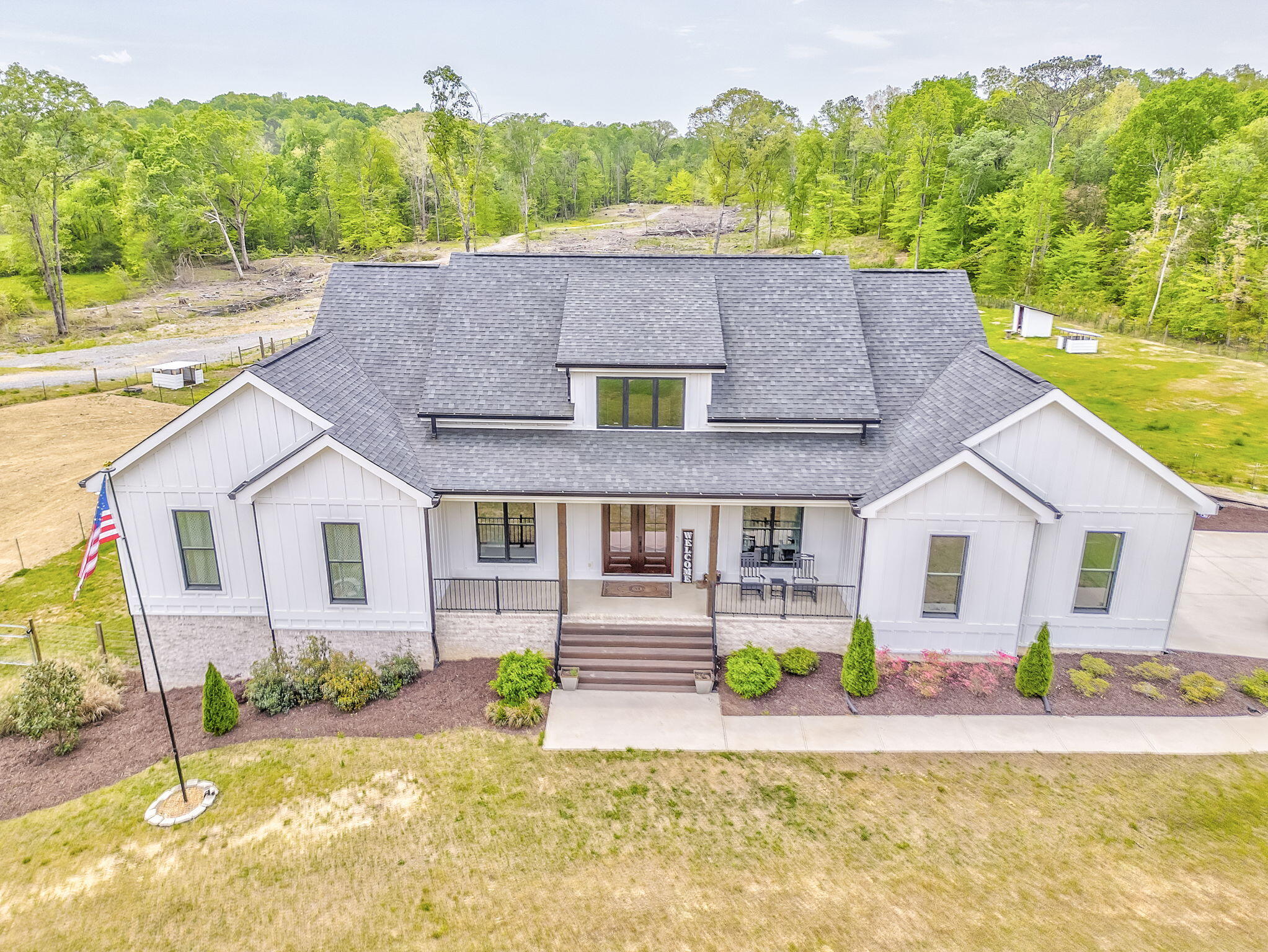 626 Cohutta Beaverdale Road, Cohutta, Georgia image 1