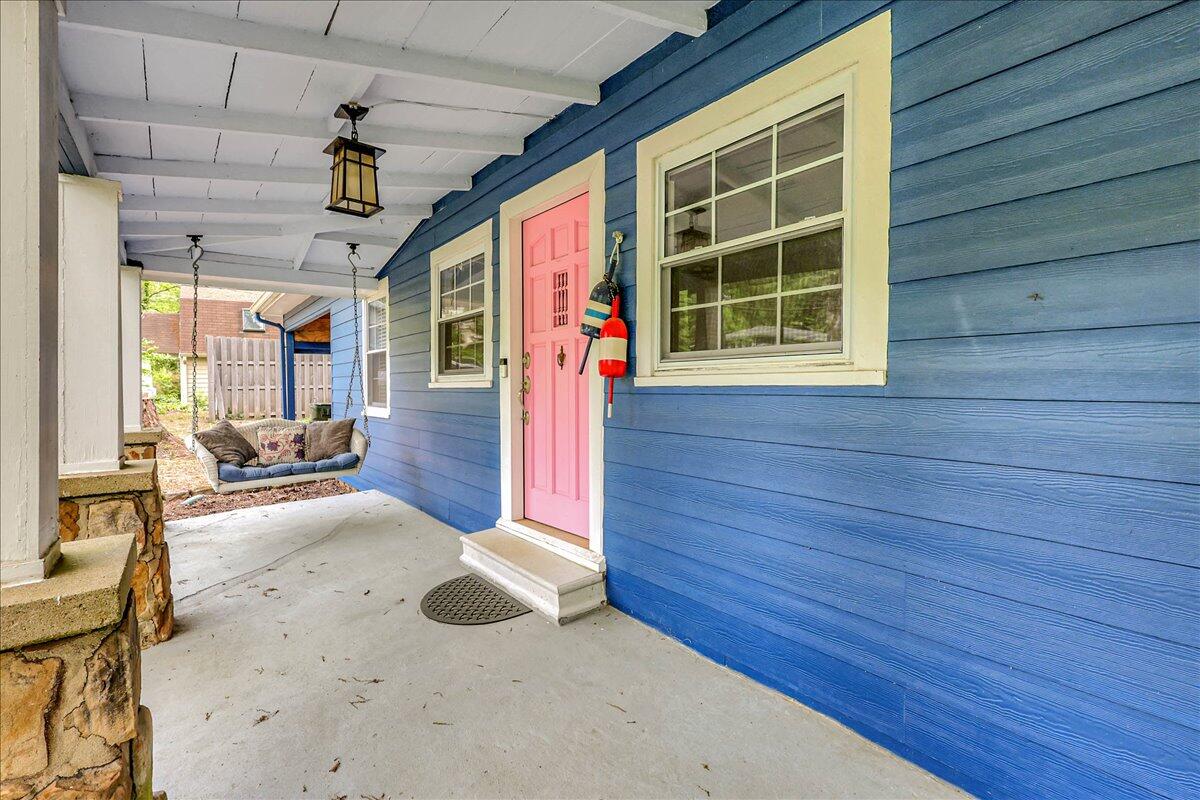 856 Kentucky Avenue, Signal Mountain, Tennessee image 4
