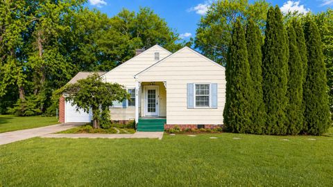 Photo of 219 Sequoia Drive, Chattanooga, TN 37411 (MLS # 1532989)