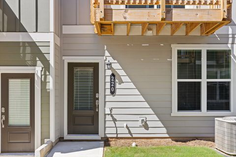 Photo of 220 Asbury Oak Lane, Chattanooga, TN 37419 (MLS # 1521513)