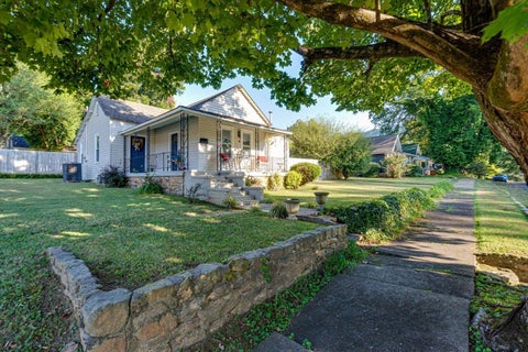 Homes For Sale - 318 Locust Avenue<br/> Marion County, South Pittsburg, TN 37380