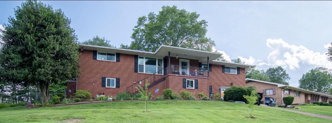 4022 Belvoir Pines Drive, Chattanooga, Tennessee image 2