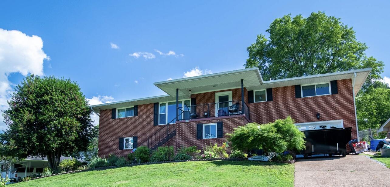 4022 Belvoir Pines Drive, Chattanooga, Tennessee image 3