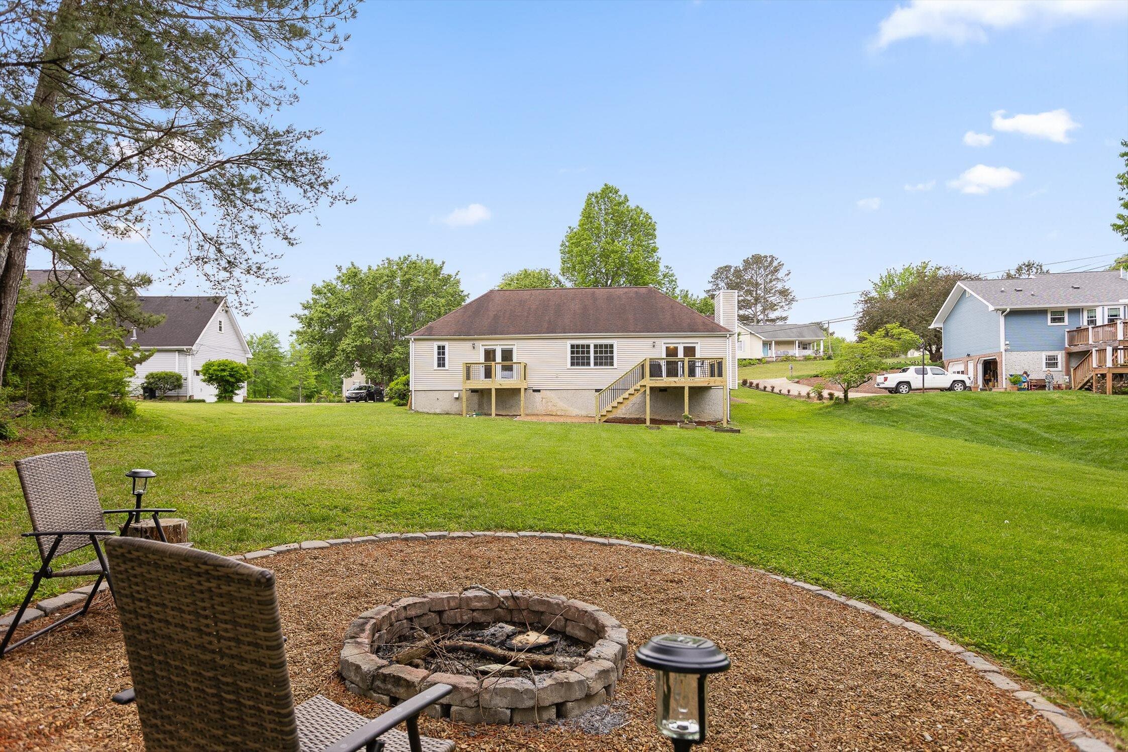 7403 Flagstone Drive, Ooltewah, Tennessee image 6
