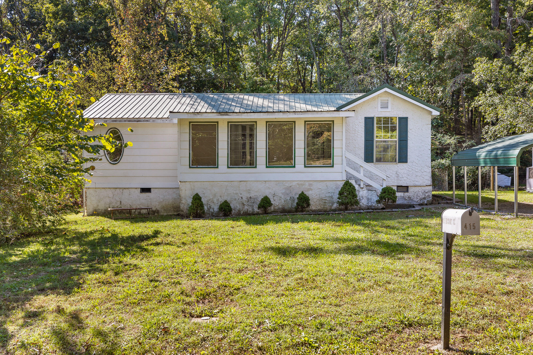 415 Hickory Street, Rossville, Georgia image 1