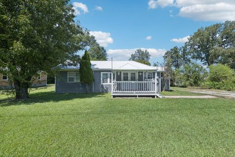 Photo of 1341 Florida Street, Chattanooga, TN 37421 (MLS # 1519668)