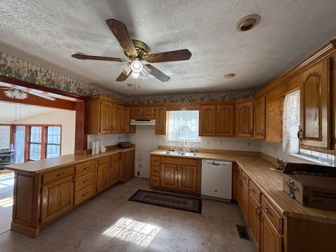 Tiny photo for 115 Lake Shore Drive, Pikeville, TN 37367 (MLS # 1528436)