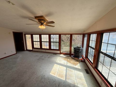 Tiny photo for 115 Lake Shore Drive, Pikeville, TN 37367 (MLS # 1528436)