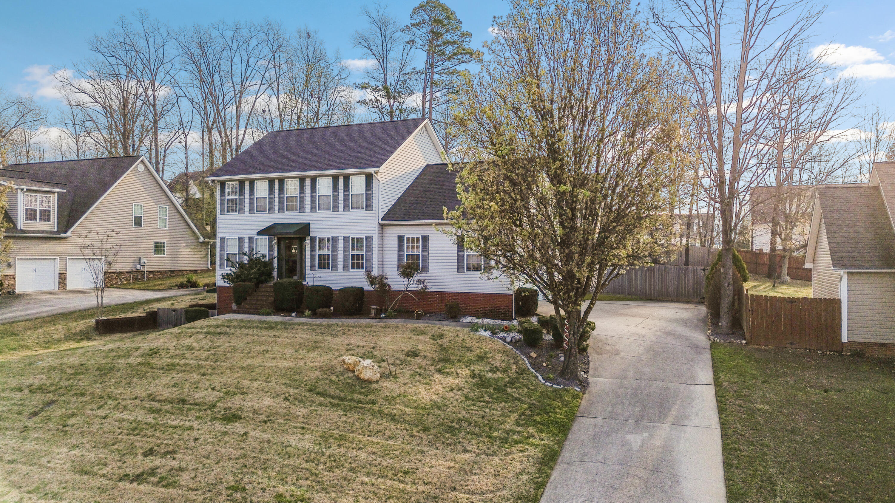 1058 Crossing Way NW