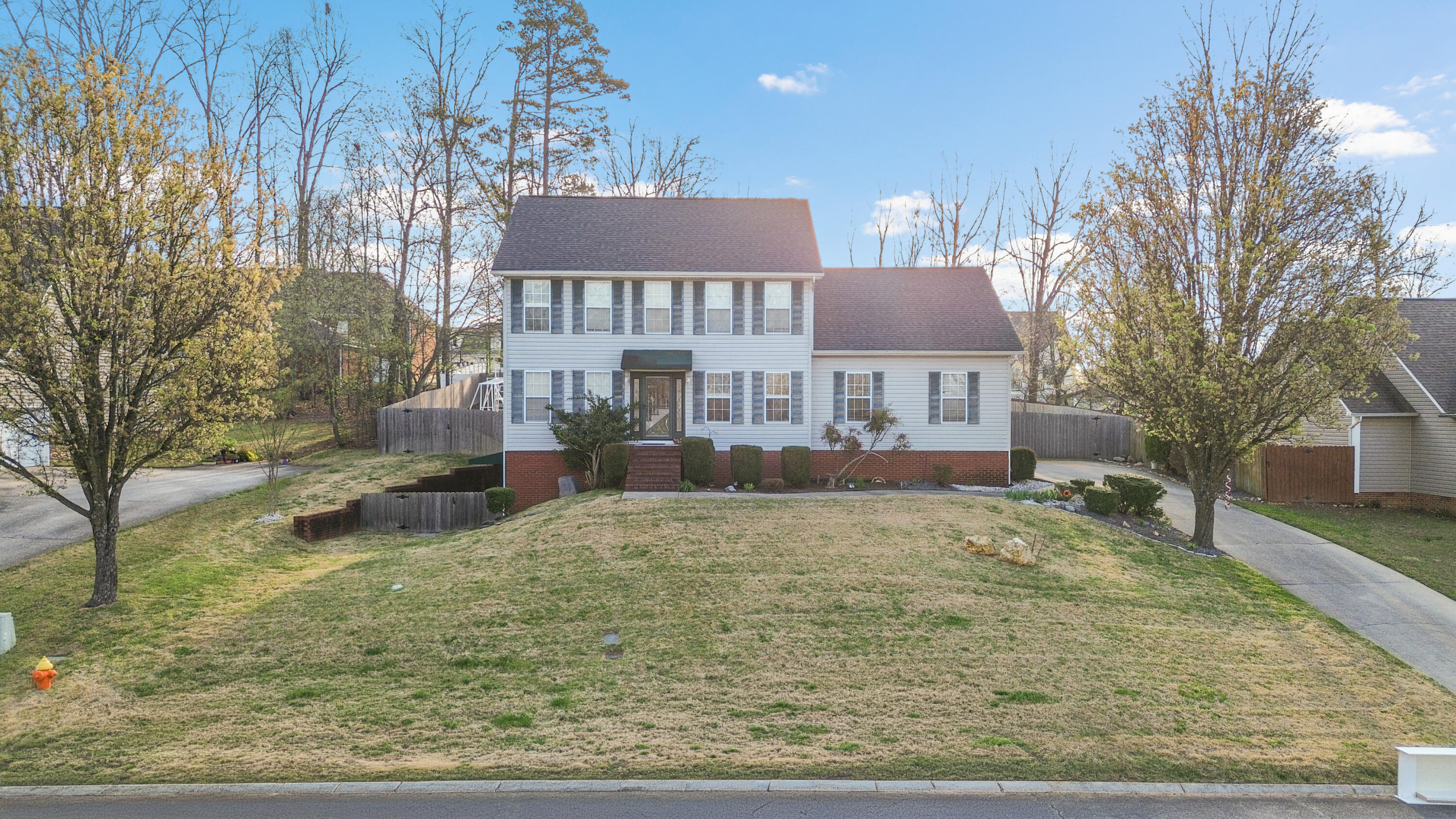 1058 Crossing Way NW