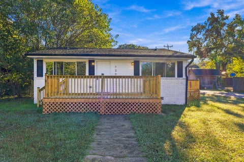 Photo of 730 Indian Avenue, Rossville, GA 30741 (MLS # 1544908)