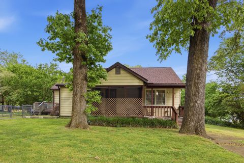 Photo of 78 N Lake Terrace, Rossville, GA 30741 (MLS # 1533712)