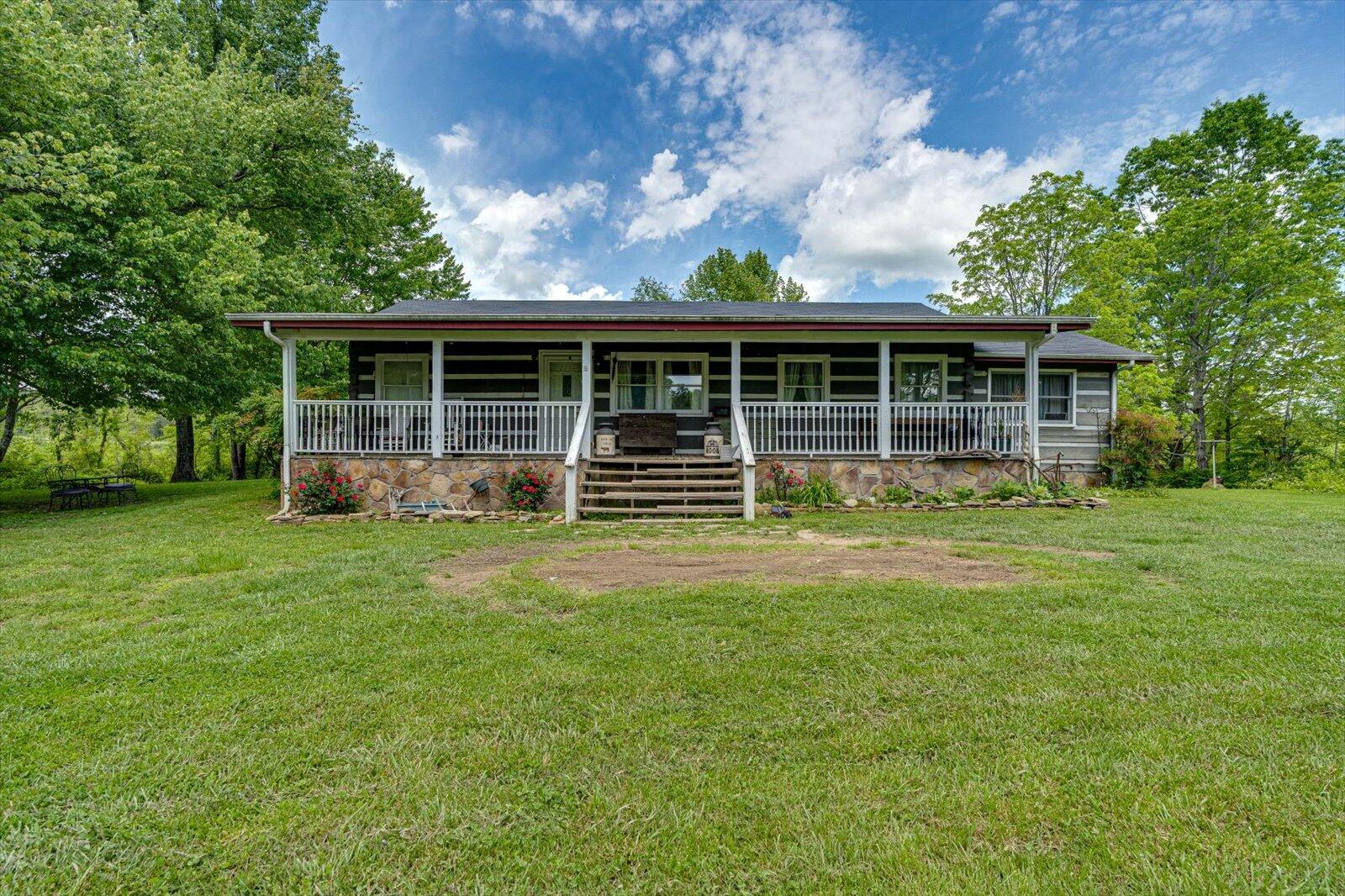 241 Bryant Lane, Tracy City, Tennessee image 2