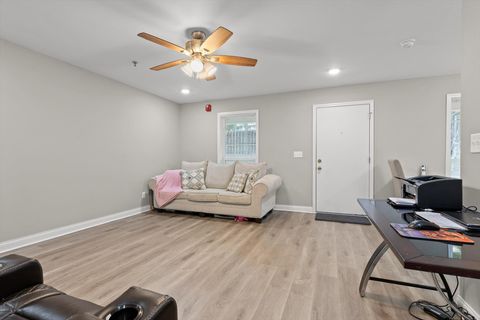 Tiny photo for 900 Mountain Creek Road, Chattanooga, TN 37405 (MLS # 1524936)