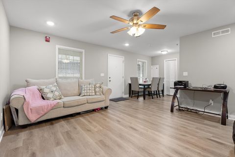 Tiny photo for 900 Mountain Creek Road, Chattanooga, TN 37405 (MLS # 1524936)