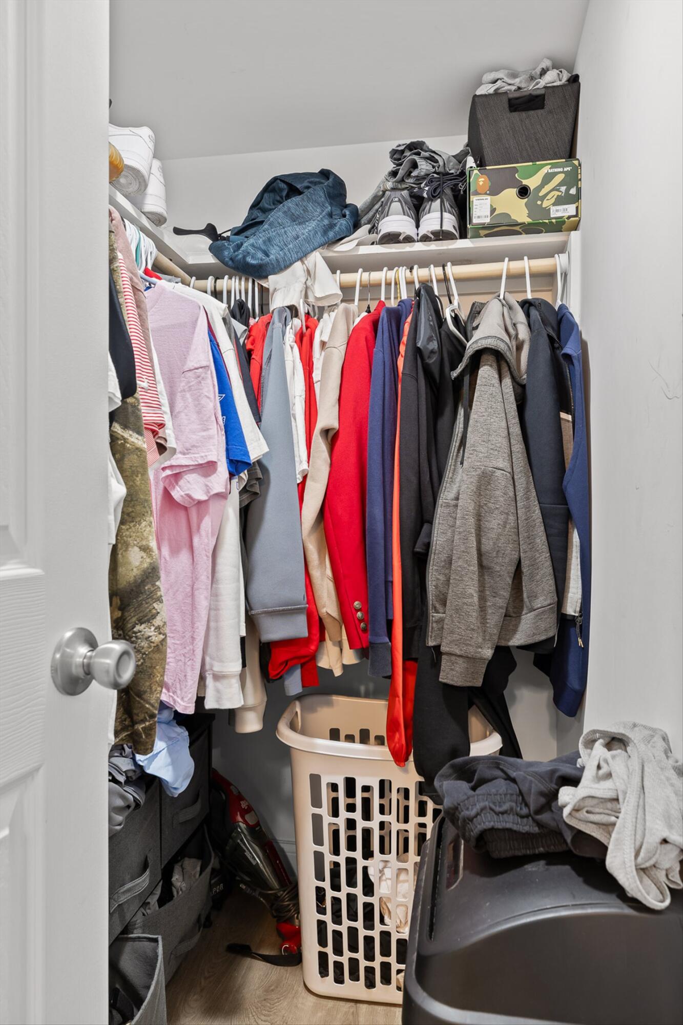 Chattanooga, Tennessee 37405, United States, 2 Bedrooms Bedrooms, ,2 BathroomsBathrooms,Residential,Active,252350