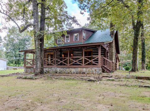 Photo of 98 Gadsden Avenue, Menlo, GA 30731 (MLS # 1526442)