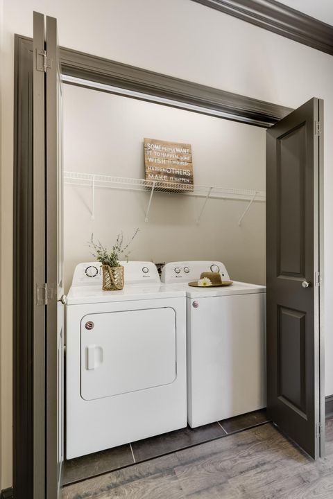 Tiny photo for 1064 E Elmwood Drive, Chattanooga, TN 37405 (MLS # 1526601)