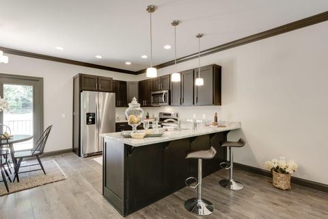 Tiny photo for 1064 E Elmwood Drive, Chattanooga, TN 37405 (MLS # 1526601)