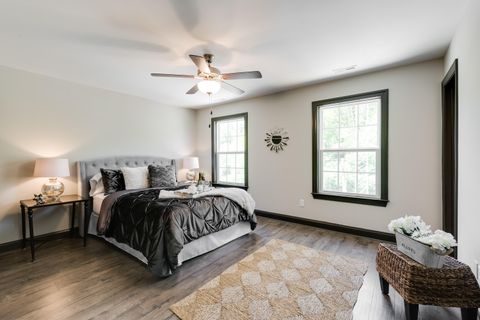 Tiny photo for 1064 E Elmwood Drive, Chattanooga, TN 37405 (MLS # 1526601)