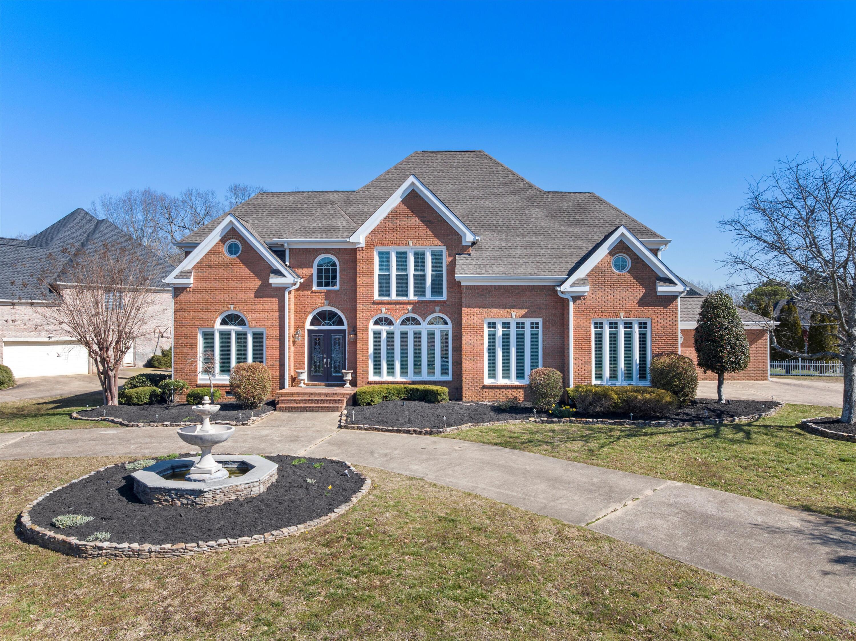 6401 Beacon Pointe Circle, Hixson, Tennessee image 1