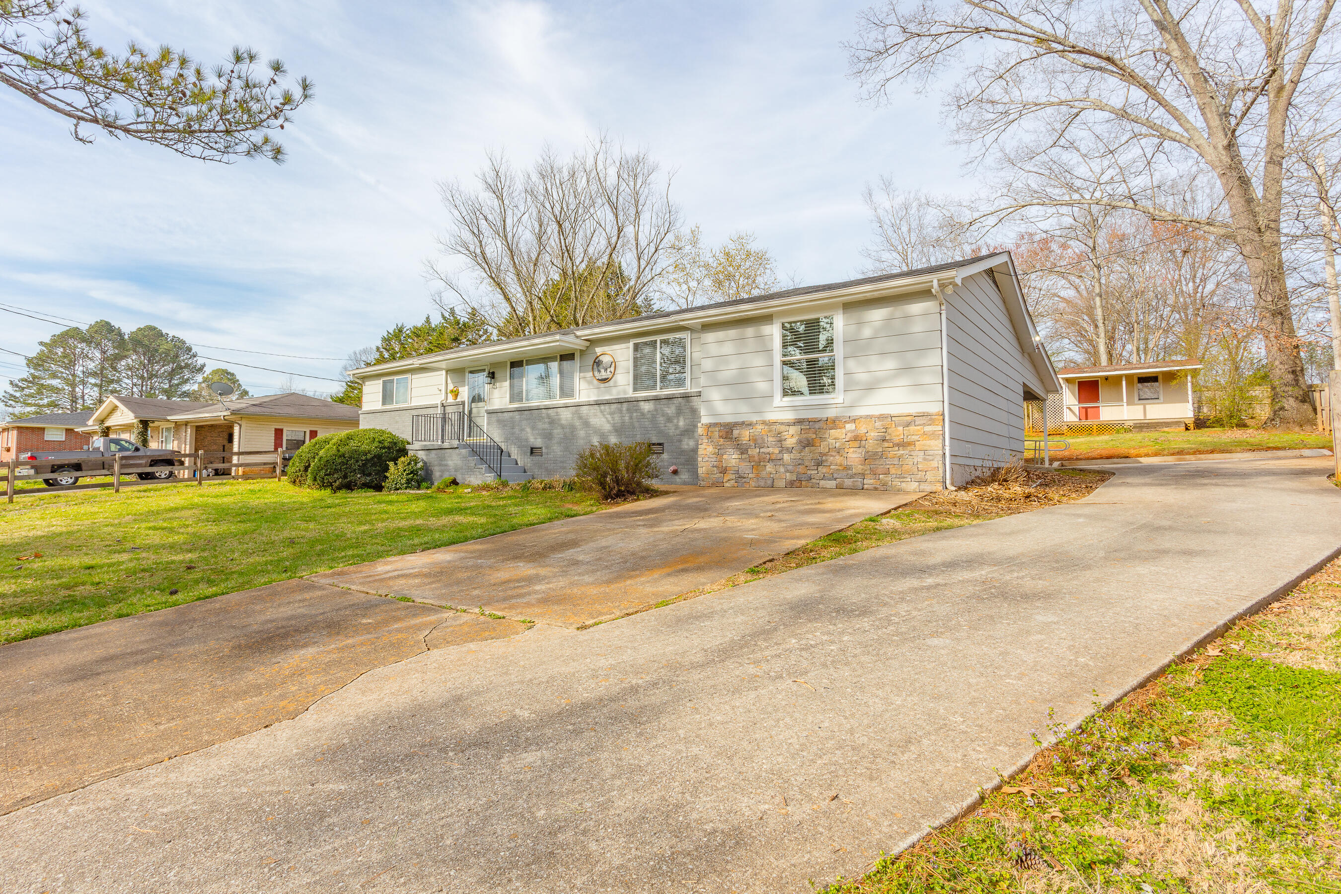 223 Rogers Drive, Ringgold, Georgia image 5