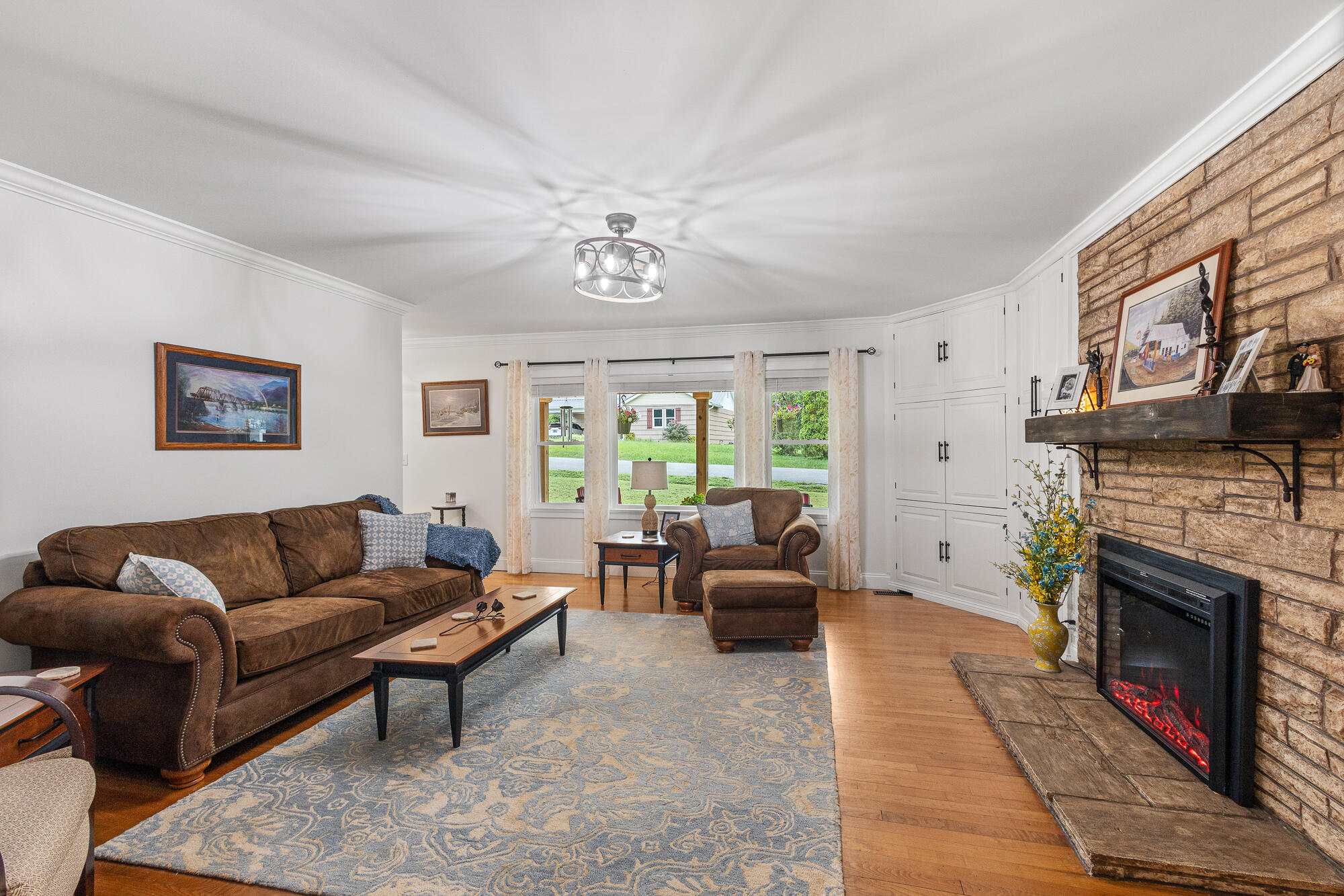 727 Southern Parkway