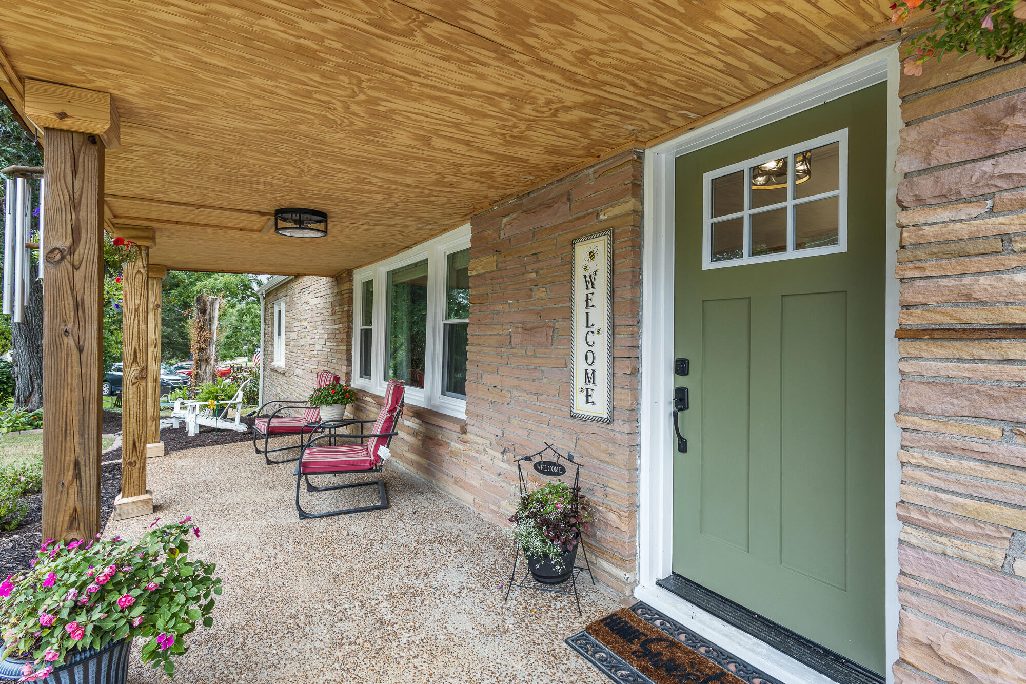 727 Southern Parkway