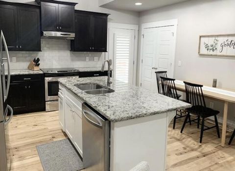 Tiny photo for 1027 Winthrop Street, Chattanooga, TN 37405 (MLS # 1525671)