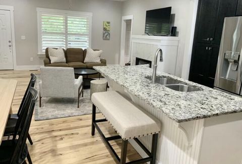 Tiny photo for 1027 Winthrop Street, Chattanooga, TN 37405 (MLS # 1525671)