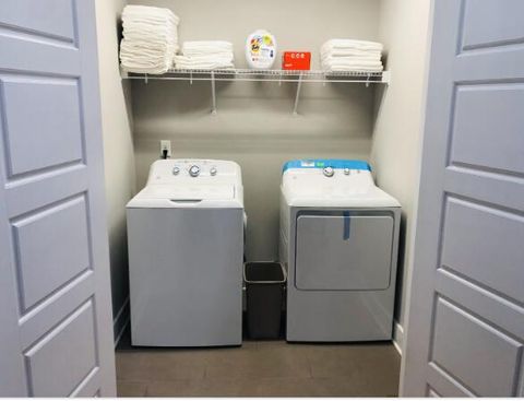 Tiny photo for 1027 Winthrop Street, Chattanooga, TN 37405 (MLS # 1525671)