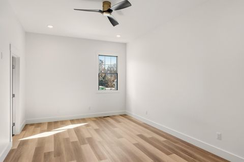 Tiny photo for 28 Sawyer Street, Chattanooga, TN 37405 (MLS # 1528712)