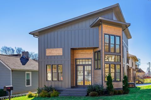 Photo of 28 Sawyer Street, Chattanooga, TN 37405 (MLS # 1528712)