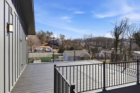 Tiny photo for 28 Sawyer Street, Chattanooga, TN 37405 (MLS # 1528712)