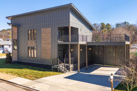 Tiny photo for 28 Sawyer Street, Chattanooga, TN 37405 (MLS # 1528712)