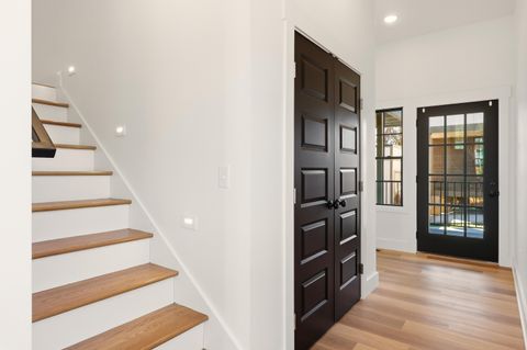 Tiny photo for 28 Sawyer Street, Chattanooga, TN 37405 (MLS # 1528712)