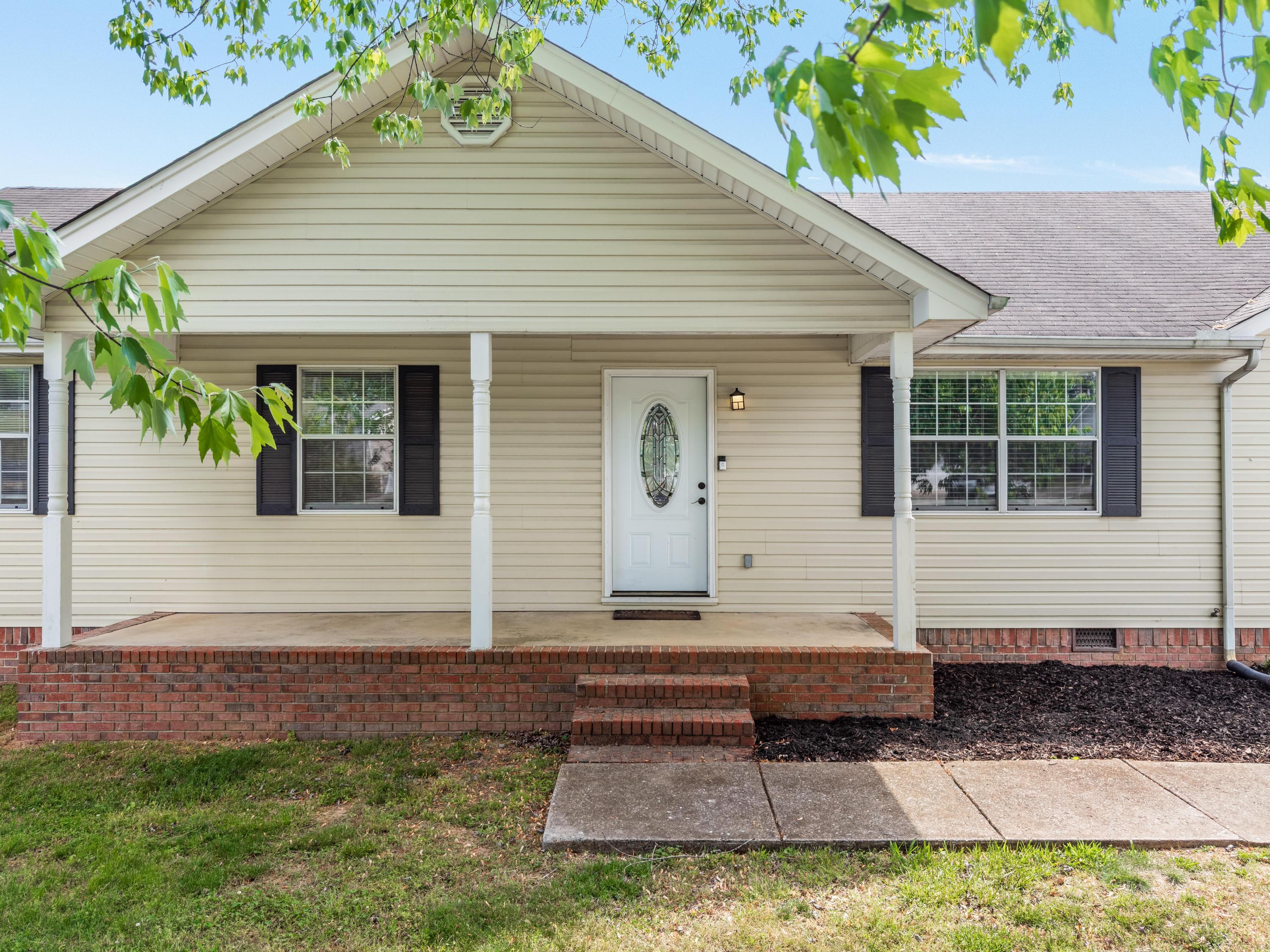 1656 Dallas Lake Road